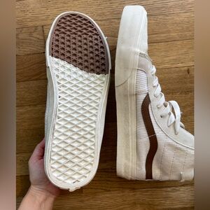 VANS Sk8-Hi cream white Men’s Corduroy Canvas Shoes Sneakers Size 10.5 men